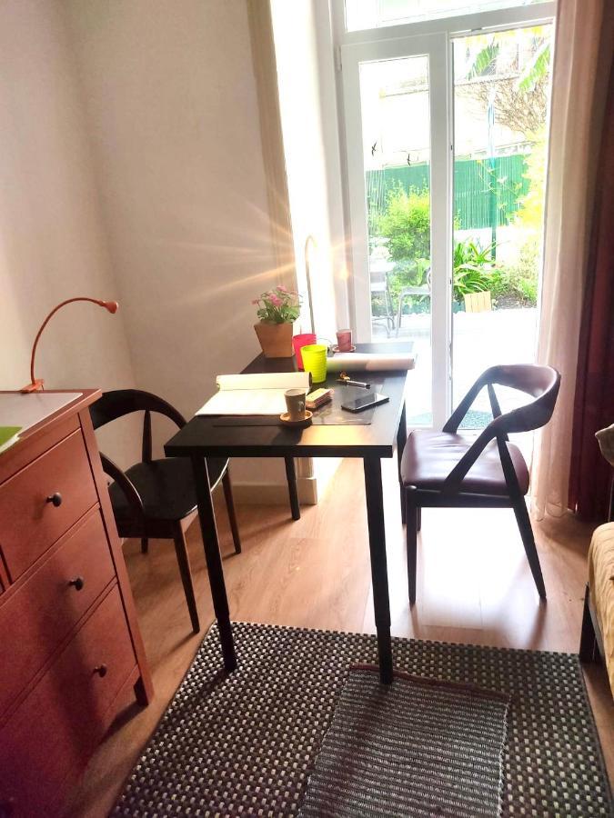Sunny Orange Garden Apartment In Central Lisbon Bagian luar foto
