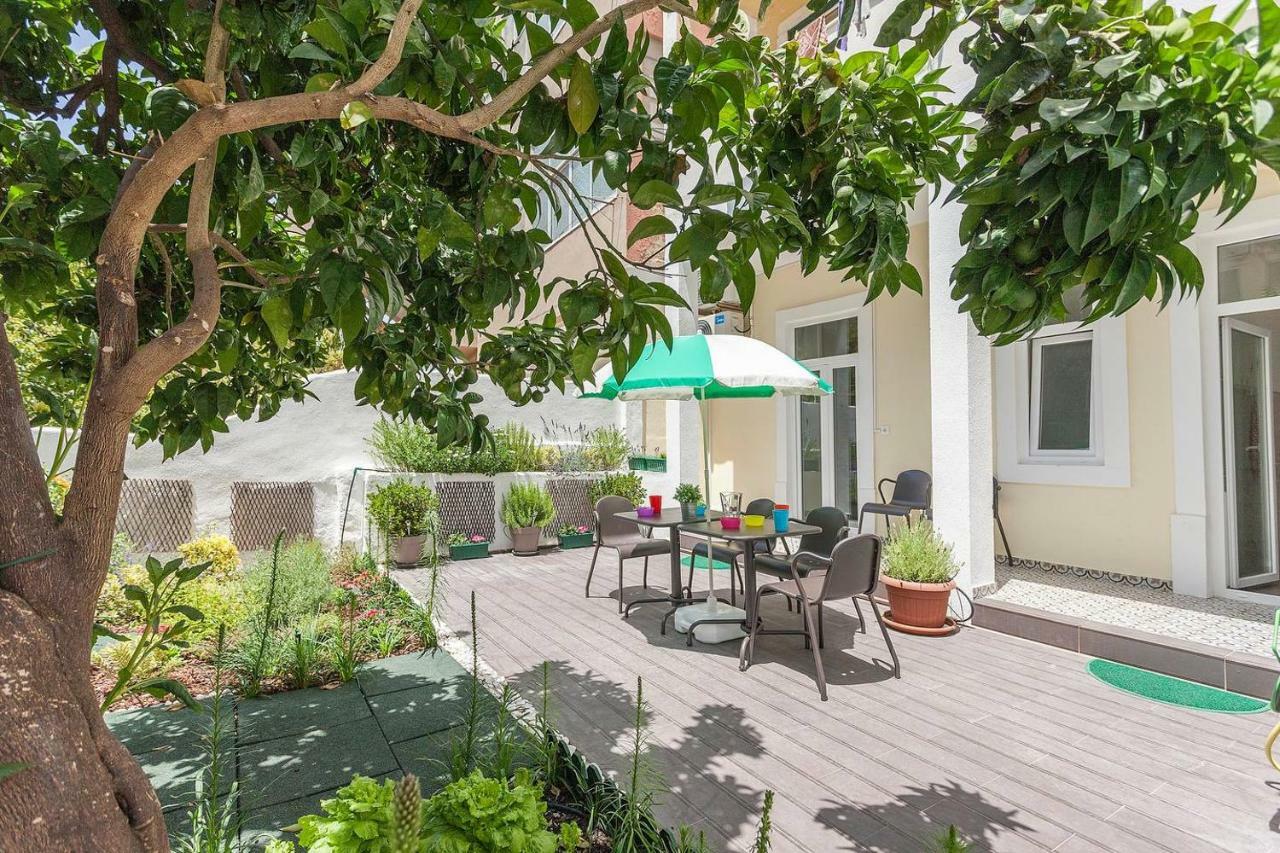 Sunny Orange Garden Apartment In Central Lisbon Bagian luar foto