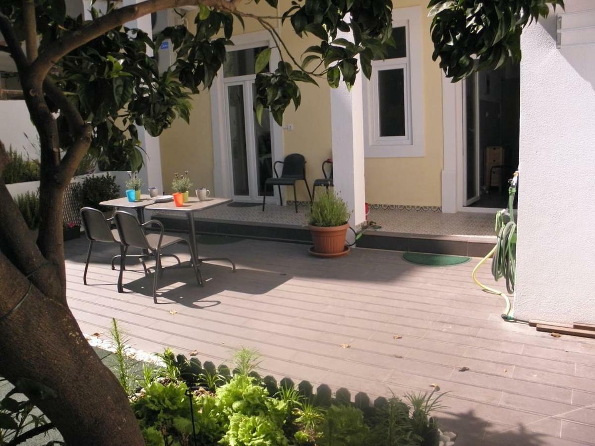Sunny Orange Garden Apartment In Central Lisbon Bagian luar foto