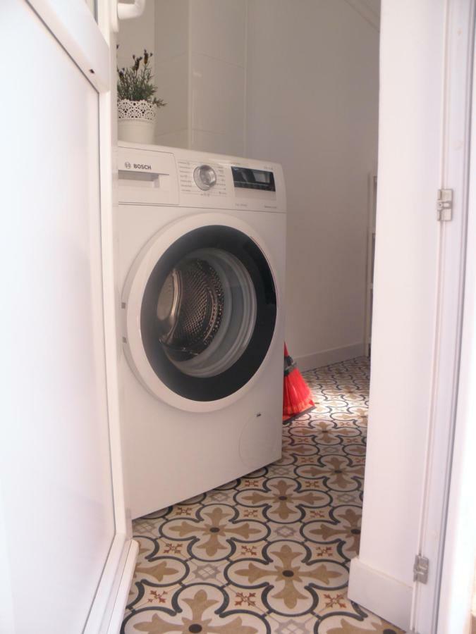Sunny Orange Garden Apartment In Central Lisbon Bagian luar foto