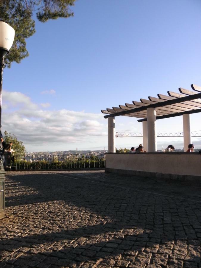 Sunny Orange Garden Apartment In Central Lisbon Bagian luar foto